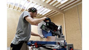 Bosch-Professional-BITURBO-GCM18V-305-GDC-Akku-Kapp-und-Gehrungssaege-inkl.-Bluetooth-Modul-ohne-Akku-ohne-Ladegeraet-305mm-2000W (6) Bosch Professional BITURBO GCM18V-305 GDC Akku-Kapp- und Gehrungssäge inkl. Bluetooth Modul, ohne Akku, ohne Ladegerät 305mm 2000W